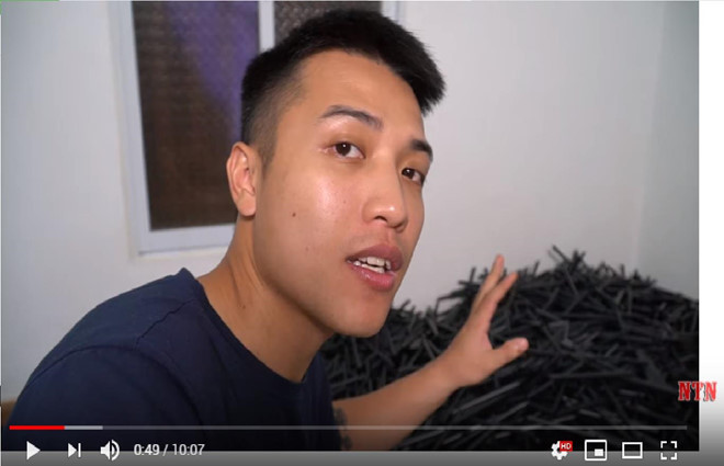 Lam nha bang 5.000 ong hut, vlogger bi che 'tan cung cua thieu y thuc' hinh anh 2