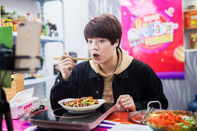 Sau Han Quoc, toi nguoi tre Trung Quoc nghien nhin nguoi khac an uong hinh anh 3
