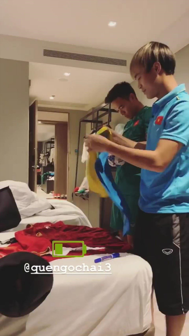 Cac tuyen thu Viet Nam dang anh 'troll' nhau truoc tran gap Curacao hinh anh 7