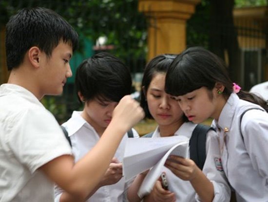 Từ chiều 14/6, học sinh Hà Nội có thể tra cứu kết quả thi lớp 10 năm 2019 trên nhiều báo điện tử