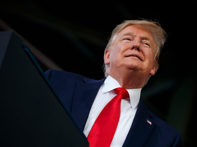 Ong Trump che Trung Quoc thieu nhung 'thien tai mac ao ngu ra duong' hinh anh 1