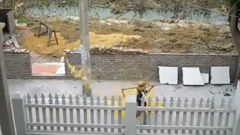 Dan mang buc xuc khi 'dao' duoc clip nem 400 qua trung vao nguoi la hinh anh 2