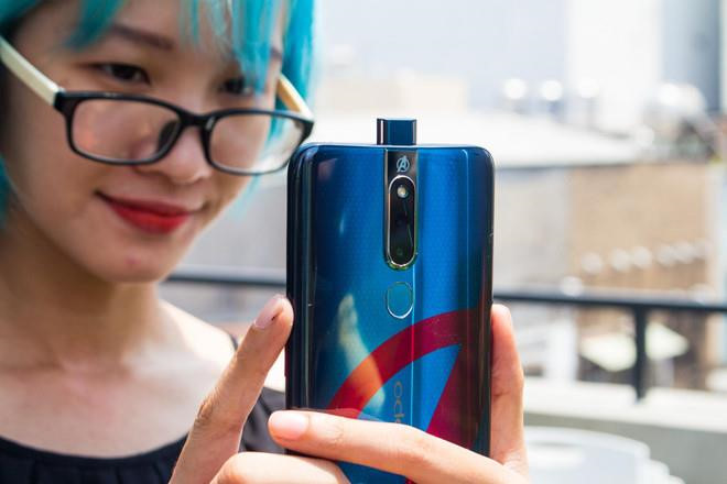 Loat smartphone thich hop de livestream, lam vlog hinh anh 2