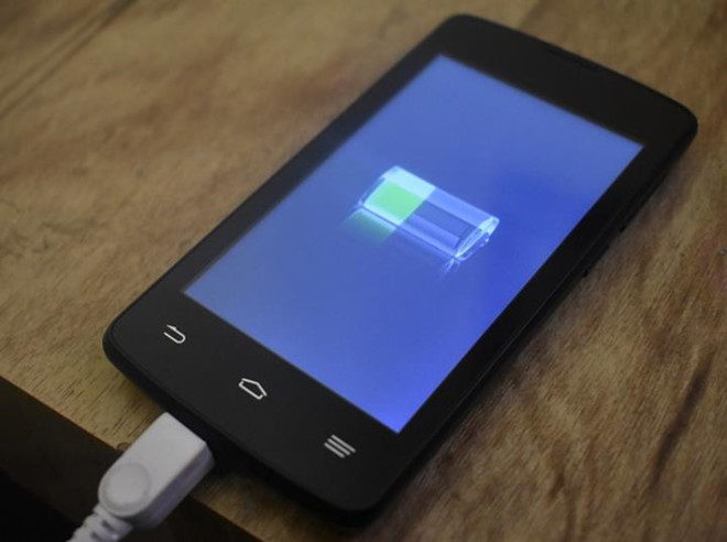 Neu thay 7 dau hieu nay, ban nen di mua ngay dien thoai Android moi hinh anh 1