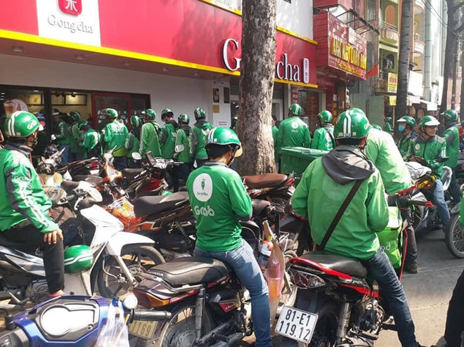 Sau vu 'bung don' 20 ly tra sua, Grabfood se khoa tai khoan de ran de hinh anh 2