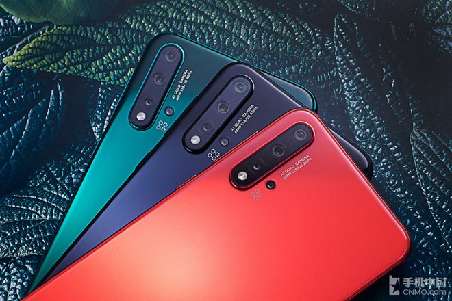 Bat chap cam van, Huawei van ra loat dien thoai moi hinh anh 10