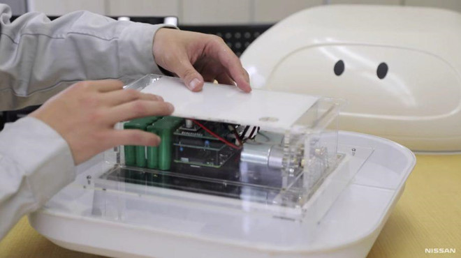 ‘Vit’ robot giup nong dan Nhat diet co khong can hoa chat hinh anh 2