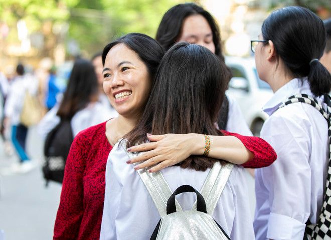 'Lam bai duoc khong con' - cau noi thay long me cha vao nhung ngay thi hinh anh 3