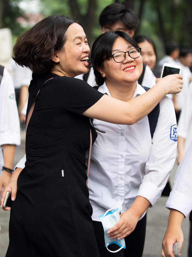 'Lam bai duoc khong con' - cau noi thay long me cha vao nhung ngay thi hinh anh 6