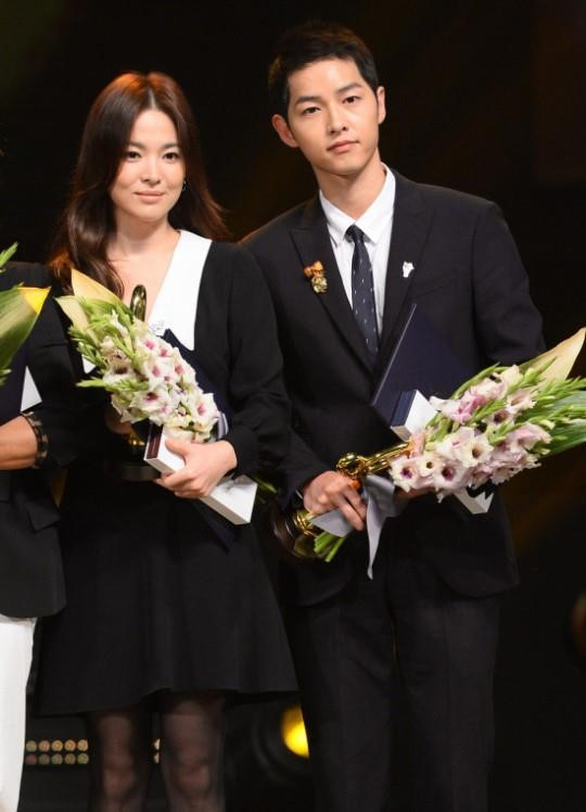 Dan mang Han noi ve vu Song - Song ly hon: 'Dau buon nhu mat di ky uc' hinh anh 2