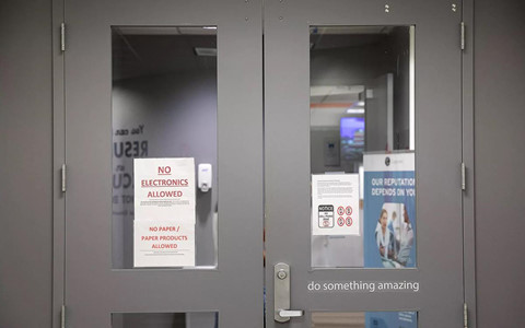 Kiem duyet noi dung - cong viec nguy hiem nhat tai Facebook hinh anh 9