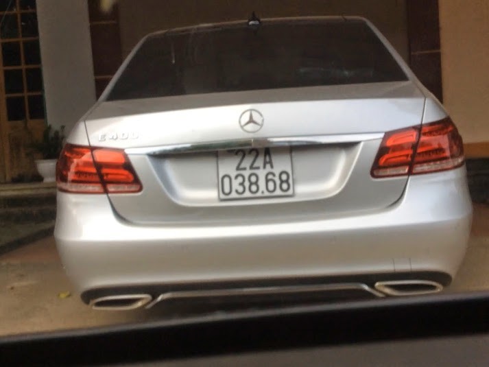 Dân chơi Tuyên Quang nổi danh dàn xe sang biển đẹp