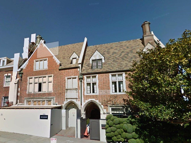 Cuoc doi thu vi cua nguoi tao ra dang hinh iPhone, MacBook hinh anh 5