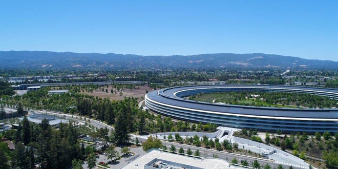 Cuoc doi thu vi cua nguoi tao ra dang hinh iPhone, MacBook hinh anh 10