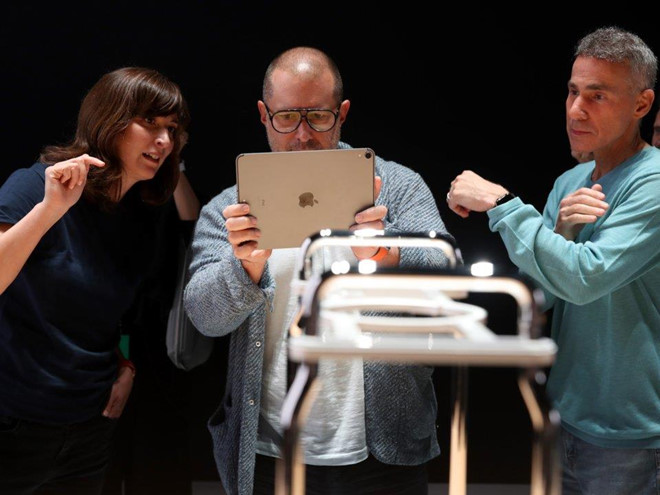 Cuoc doi thu vi cua nguoi tao ra dang hinh iPhone, MacBook hinh anh 11