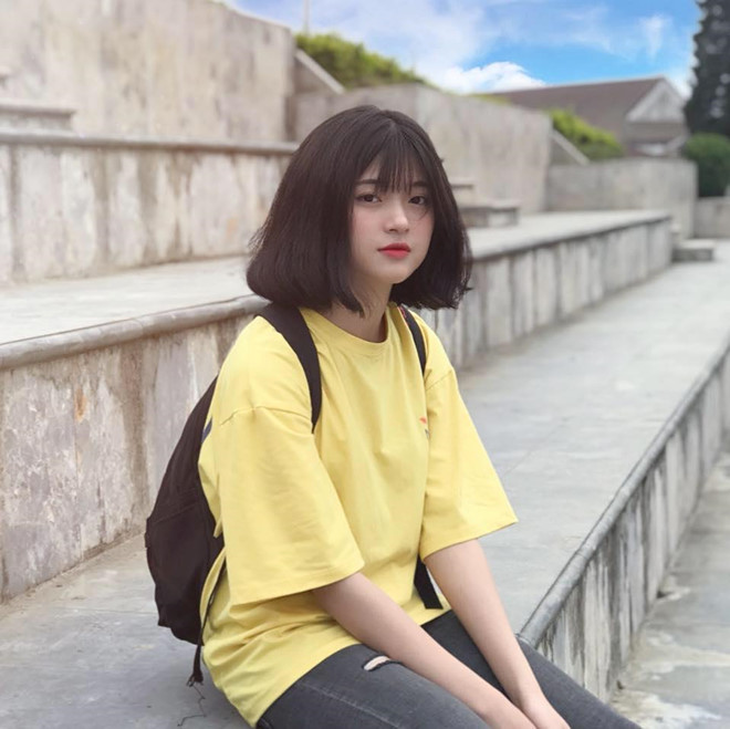 Dan mang tim kiem thieu nu Lao Cai xinh dep trong clip hat nhep hinh anh 2