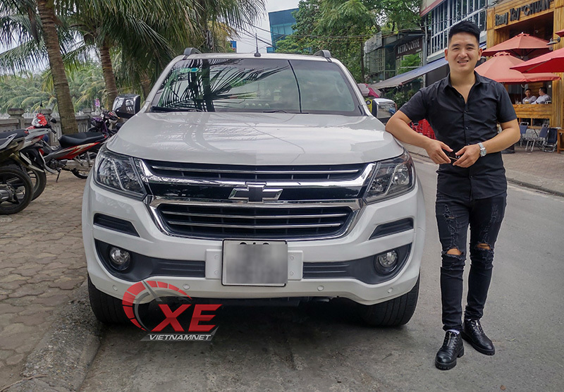 Gặp nạn nửa đêm, chủ xe bị cứu hộ chém giá đắt gấp 5 lần