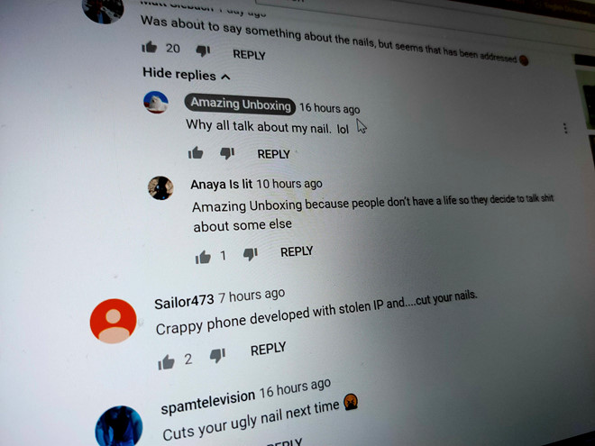 Truoc vai thang, YouTuber da khoe 'dap hop iPhone 11 Max' hinh anh 6