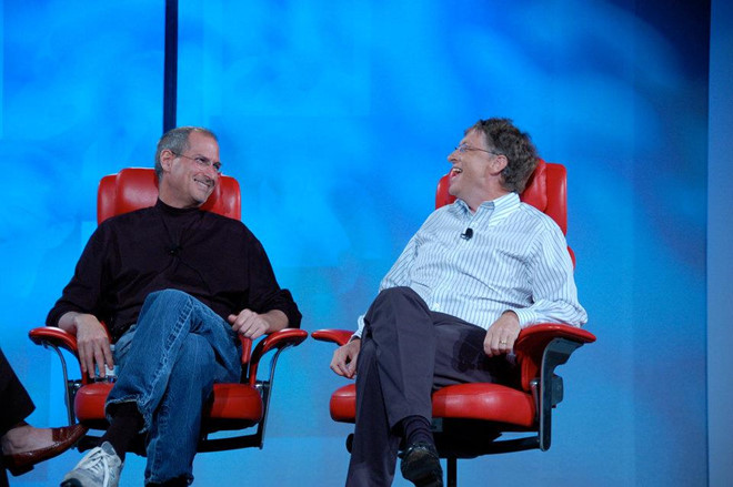 Bill Gates: 'Steve Jobs luon co bua chu de cuu Apple' hinh anh 2