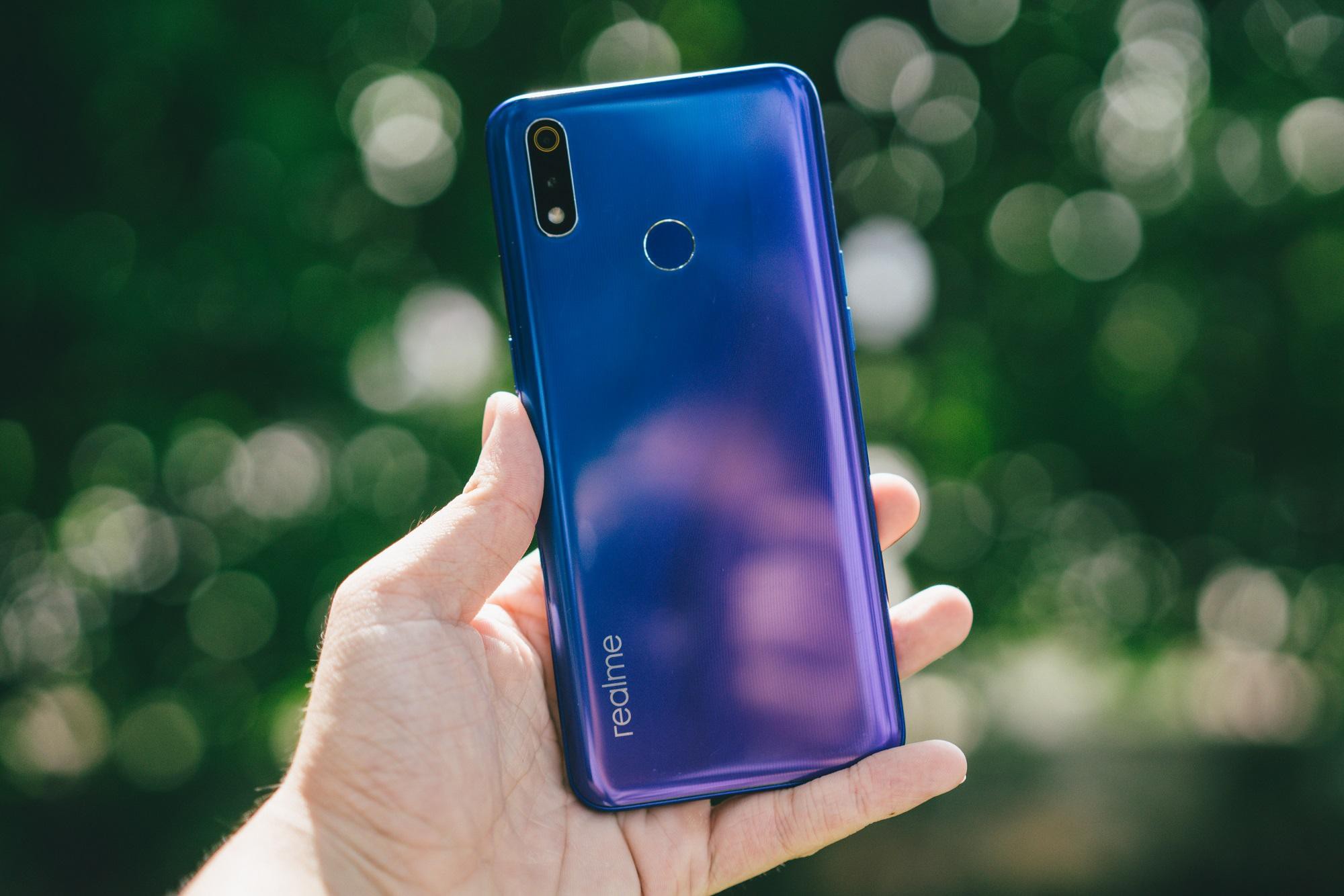 Chụp xóa phông người xưa rồi, giờ phải chụp đồ vật mới hút like - Ảnh 1.