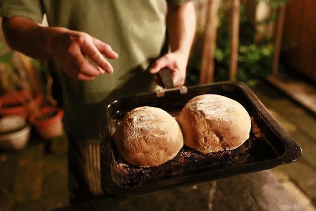 Cặp vợ chồng lập trình viên từ chối mua nhà ở thành phố, về quê xây nhà nhỏ bên khoảng sân vườn trồng rau và hoa mỗi ngày - Ảnh 19.