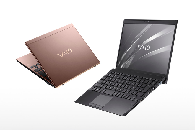 VAIO vừa dội gáo nước lạnh vào Apple: Laptop mỏng nhẹ nhưng vẫn đầy đủ cổng kết nối - Ảnh 2.