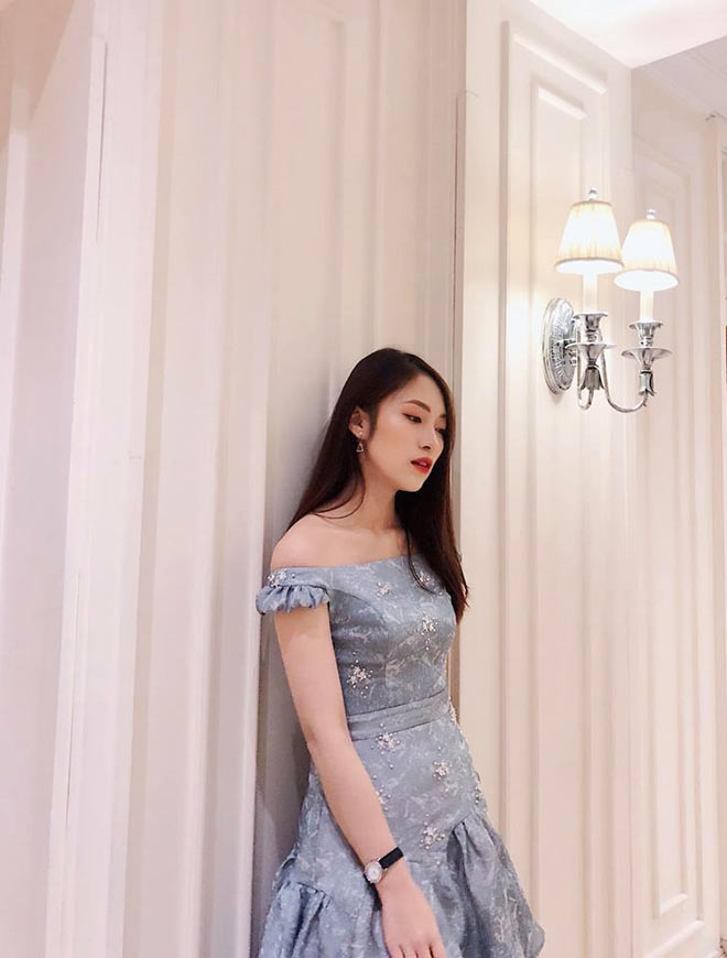 den nha ba tan vlog “an chuc”, ba co gai khien dan mang