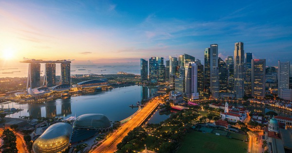 Nền kinh tế internet của châu Á đang bùng nổ, Việt Nam cũng bắt đầu chấp nhận rủi ro và triển khai những dịch vụ để đáp ứng nhu cầu thị trường, tại sao Singapore vẫn thụt lùi?