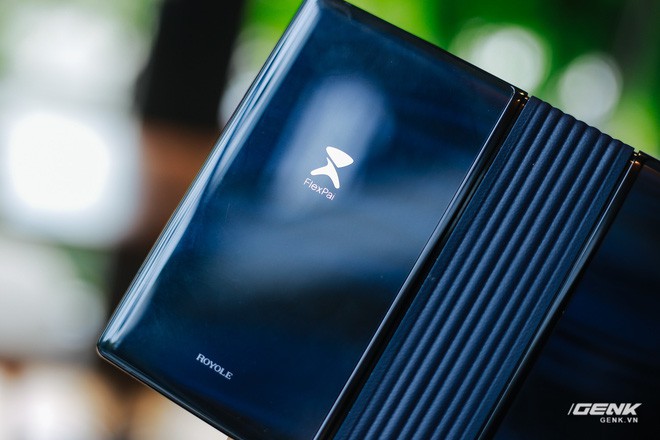 Trên tay Royole FlexPai: Smartphone màn hình gập đầu tiên trên thế giới - Ảnh 26.