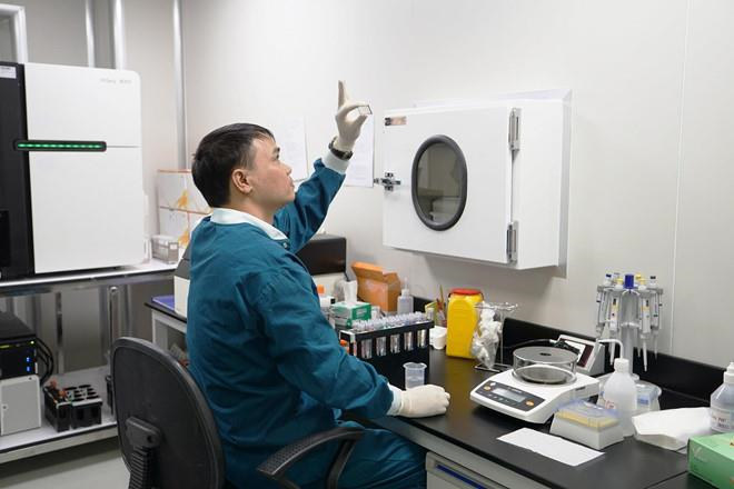 GS Nguyen Thanh Liem: 'Toi kha bat ngo vi nguon goc nguoi Viet' hinh anh 2