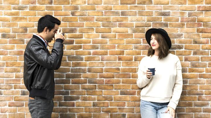 'Ông chồng Instagram' đằng sau những tấm ảnh 'sống ảo' triệu like