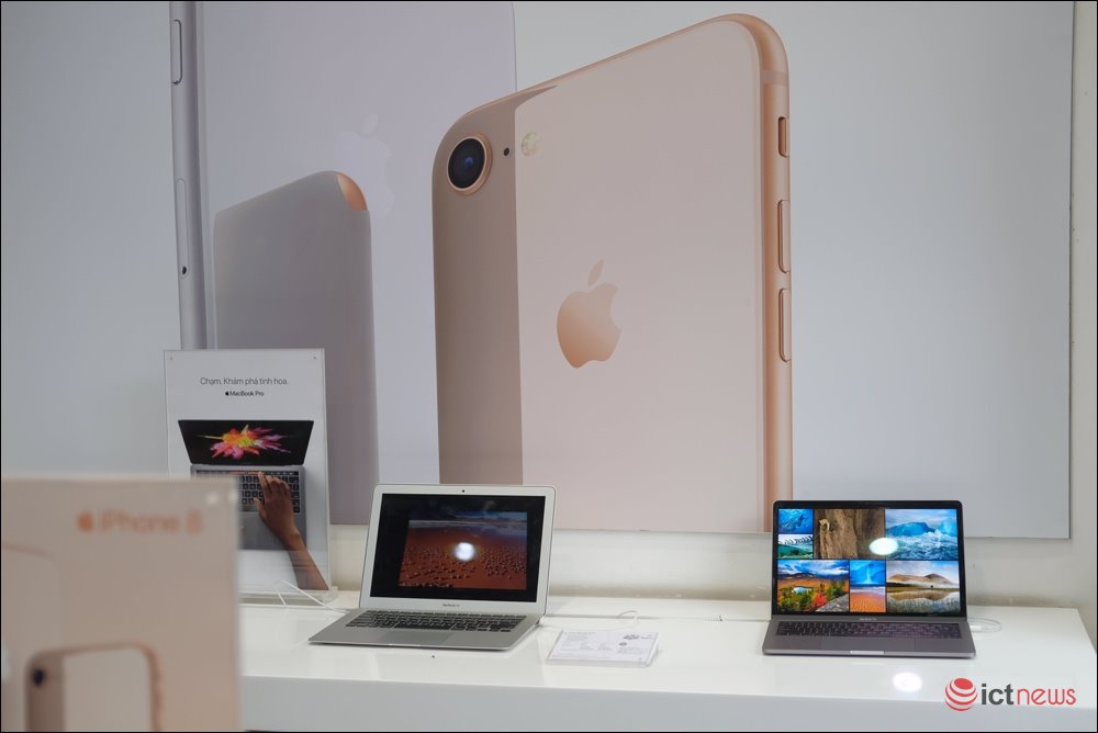Apple giáng đòn mạnh vào thị trường xách tay Việt Nam, chủ cửa hàng nói chỉ bị ảnh hưởng nhẹ