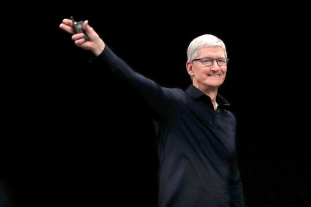 Tiền nhiều để làm gì: Apple chi kỷ lục cho “học thuyết Tim Cook”