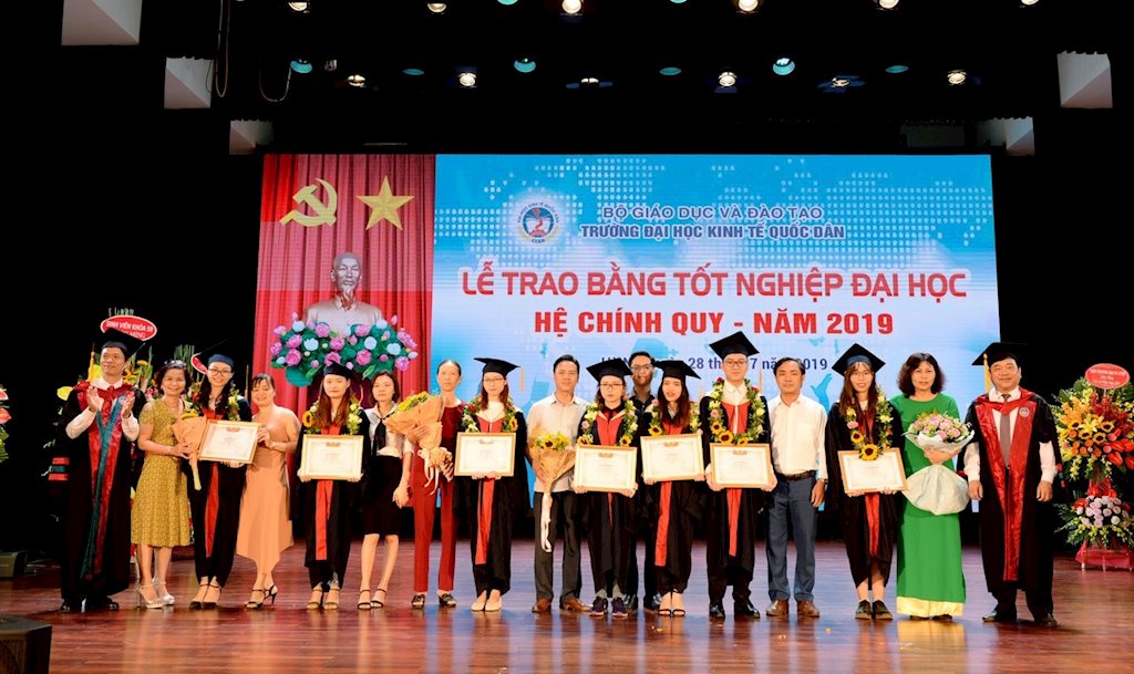 b1-diem-chuan-dai-hoc-kinh-te-quoc-dan-2019-diem-chuan-2019-dai-hoc-kinh-te-quoc-dan-cac-truong-dai-hoc-ha-noi.jpg