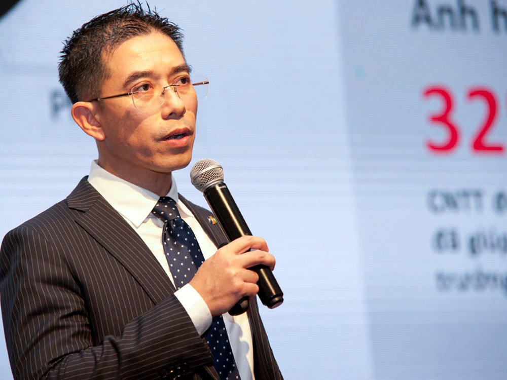 Doanh nghiệp cần làm những gì khi thực hiện chuyển đổi số? | Làm sao để chuyển đổi số doanh nghiệp một cách hiệu quả? | Phó Tổng giám đốc FPT chia sẻ kinh nghiệm để chuyển đổi số thành công