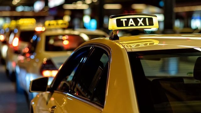 Doanh nghiệp taxi truyền thống muốn đối thoại với Thủ tướng về quy định 