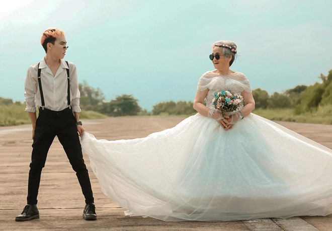 Bo anh ‘Noi toi mac vay cuoi’ gay thich thu voi ‘co dau’ 88 tuoi hinh anh 5