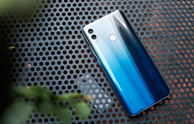 Giua thang 8, nhung smartphone nay dang giam gia tien trieu tai VN hinh anh 5