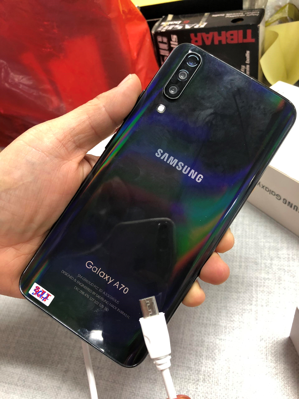 Dat mua dien thoai Samsung giam gia 50%, nhan ve hang gia Oppo o VN hinh anh 4