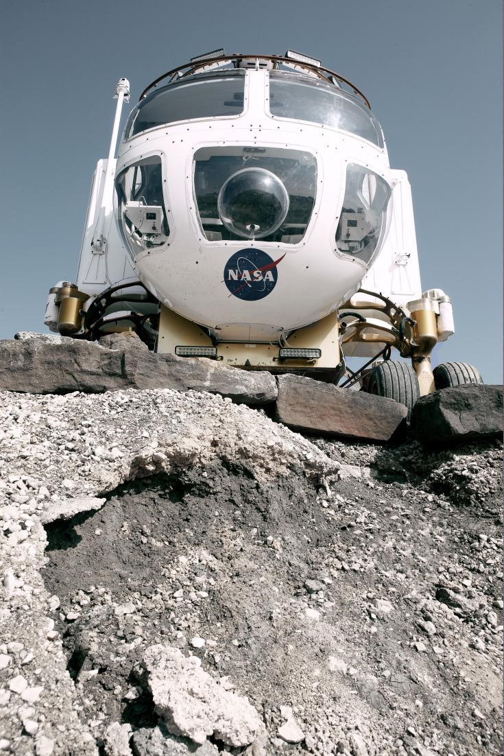NASA xay can cu loai nguoi tren Mat Trang bang co xe 6 trieu USD nay hinh anh 3