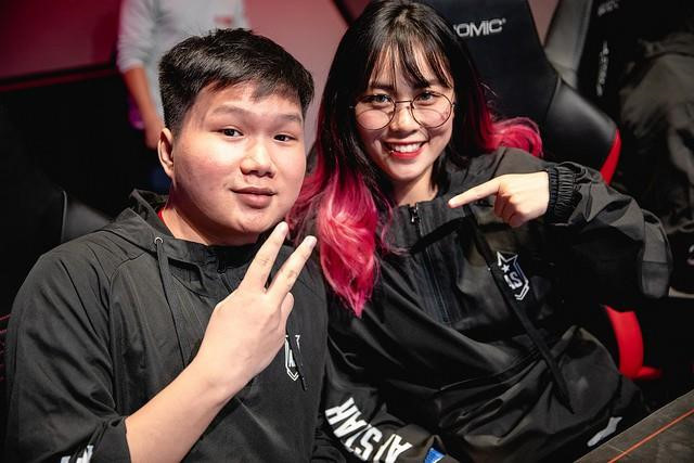 Nhung bong hong lang eSports Viet Nam khien fan me man hinh anh 8