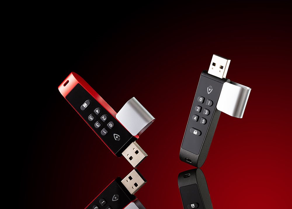 Thiết bị lưu trữ dữ liệu siêu bảo mật “Make in Vietnam” chính thức lên kệ | Thiết bị lưu trữ dữ liệu siêu bảo mật USEC DataSafe chính thức lên kệ