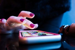 Mách bạn cách 'cai nghiện' smartphone