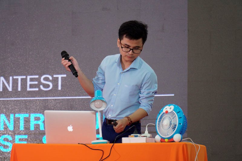 Sinh viên và diễn giả 5 quốc gia quy tụ tại ngày hội IoT của FPT Edu | Chung kết IoT Showcase gây bất ngờ bởi tính ứng dụng của 13 sản phẩm IoT “Made by sinh viên” | “Việt Nam ứng dụng mạnh nhất IoT trong giao thông, dịch vụ công cộng và nông nghiệp”