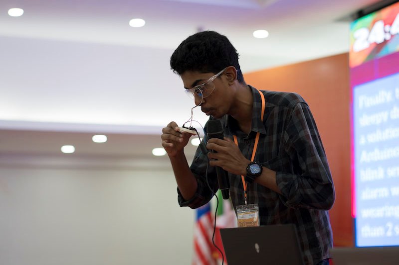 Sinh viên và diễn giả 5 quốc gia quy tụ tại ngày hội IoT của FPT Edu | Chung kết IoT Showcase gây bất ngờ bởi tính ứng dụng của 13 sản phẩm IoT “Made by sinh viên” | “Việt Nam ứng dụng mạnh nhất IoT trong giao thông, dịch vụ công cộng và nông nghiệp”