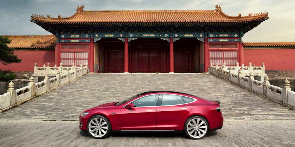 Vì sao đang chiến tranh thương mại với Mỹ, Trung Quốc lại miễn thuế cho Tesla?