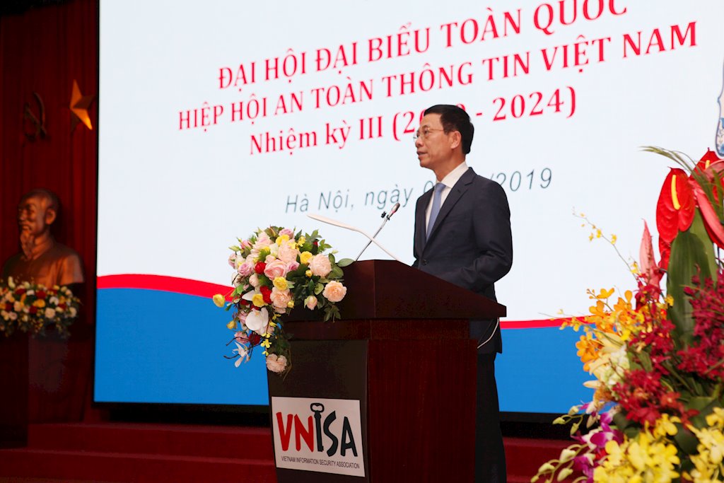 Bộ trưởng Nguyễn Mạnh Hùng: Xếp hạng về an ninh mạng của Việt Nam phải cao hơn xếp hạng về kinh tế để trở thành quốc gia hùng cường
