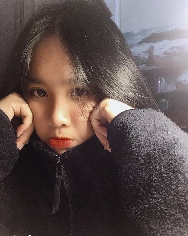 3 nu sinh 'chiem spotlight' mang xa hoi sau ngay khai giang hinh anh 11