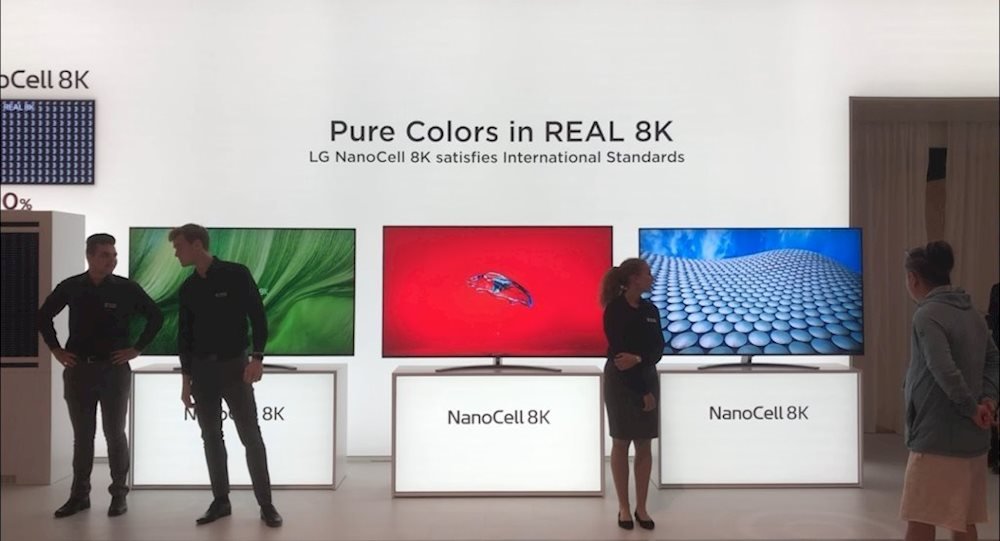 Góc “cà khịa” cực mạnh: LG nói tivi 8K của Samsung không phải 8K đích thực