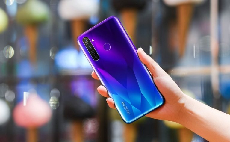 Trải nghiệm sản phẩm mới, nhận quà cực chất cùng Realme